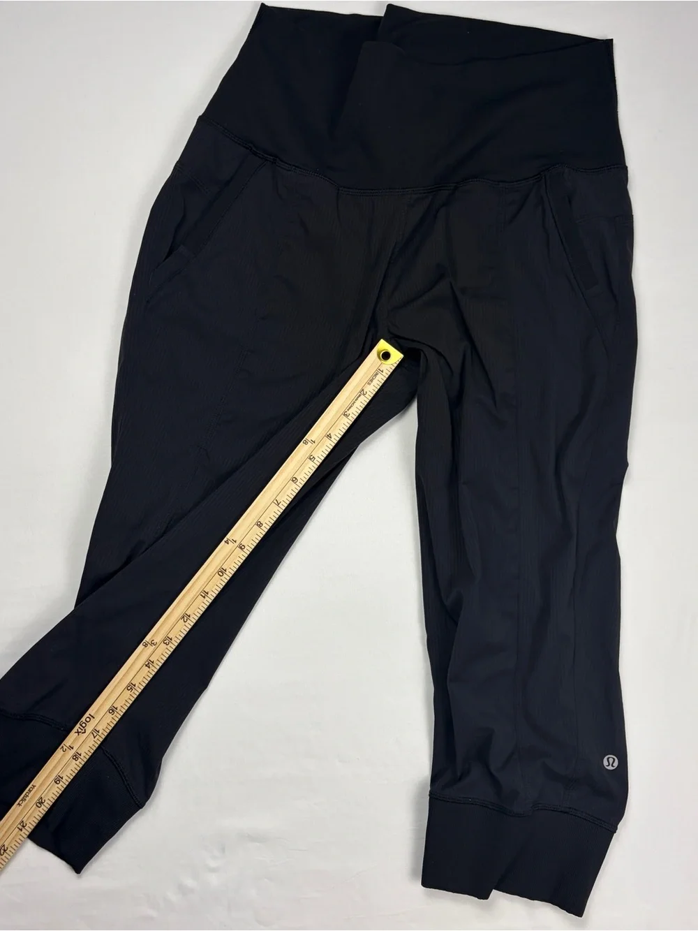 Lululemon Dance Studio Crop Pants Size 10 Black Athletic Jogger
